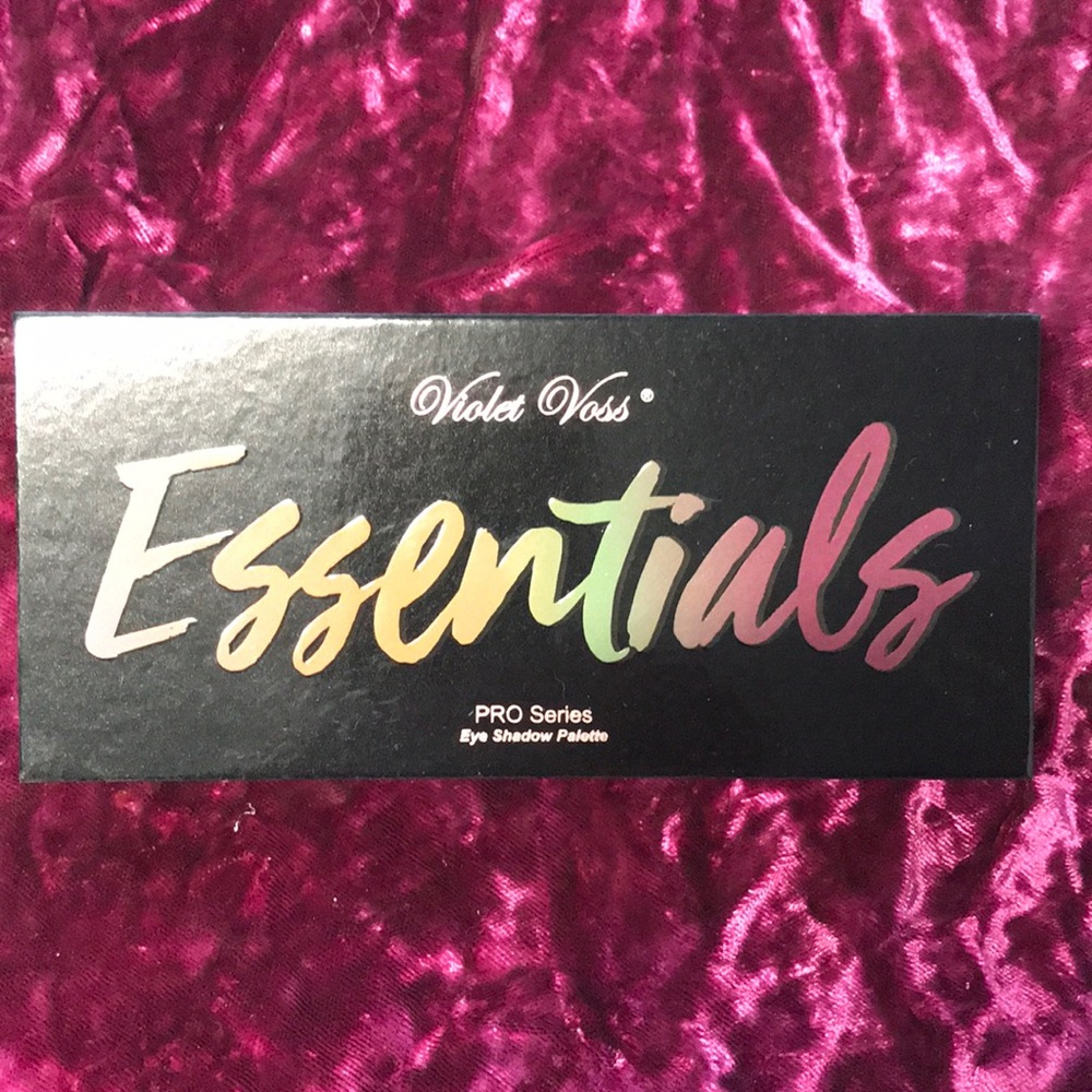 Violet Voss essentials ProSeries eyeshadow palette